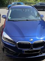 BMW 216 Active Tourer top Zustand - blaue BMW 216 Active Tourer