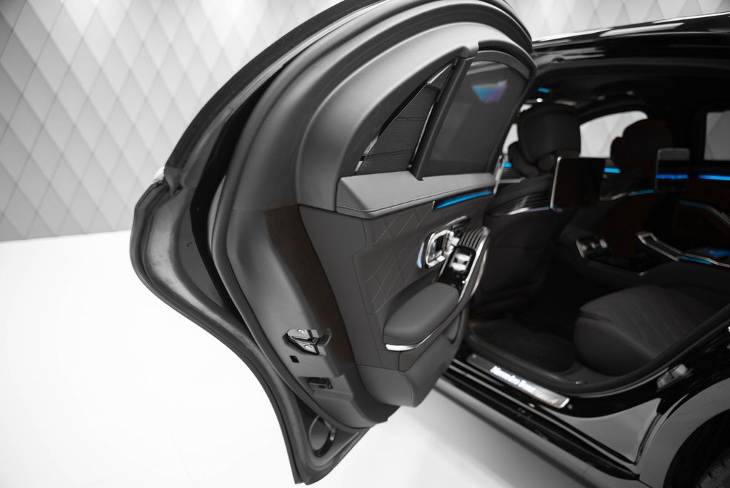 S 680 GUARD 2026 BLACK / BLACK - Bild 12