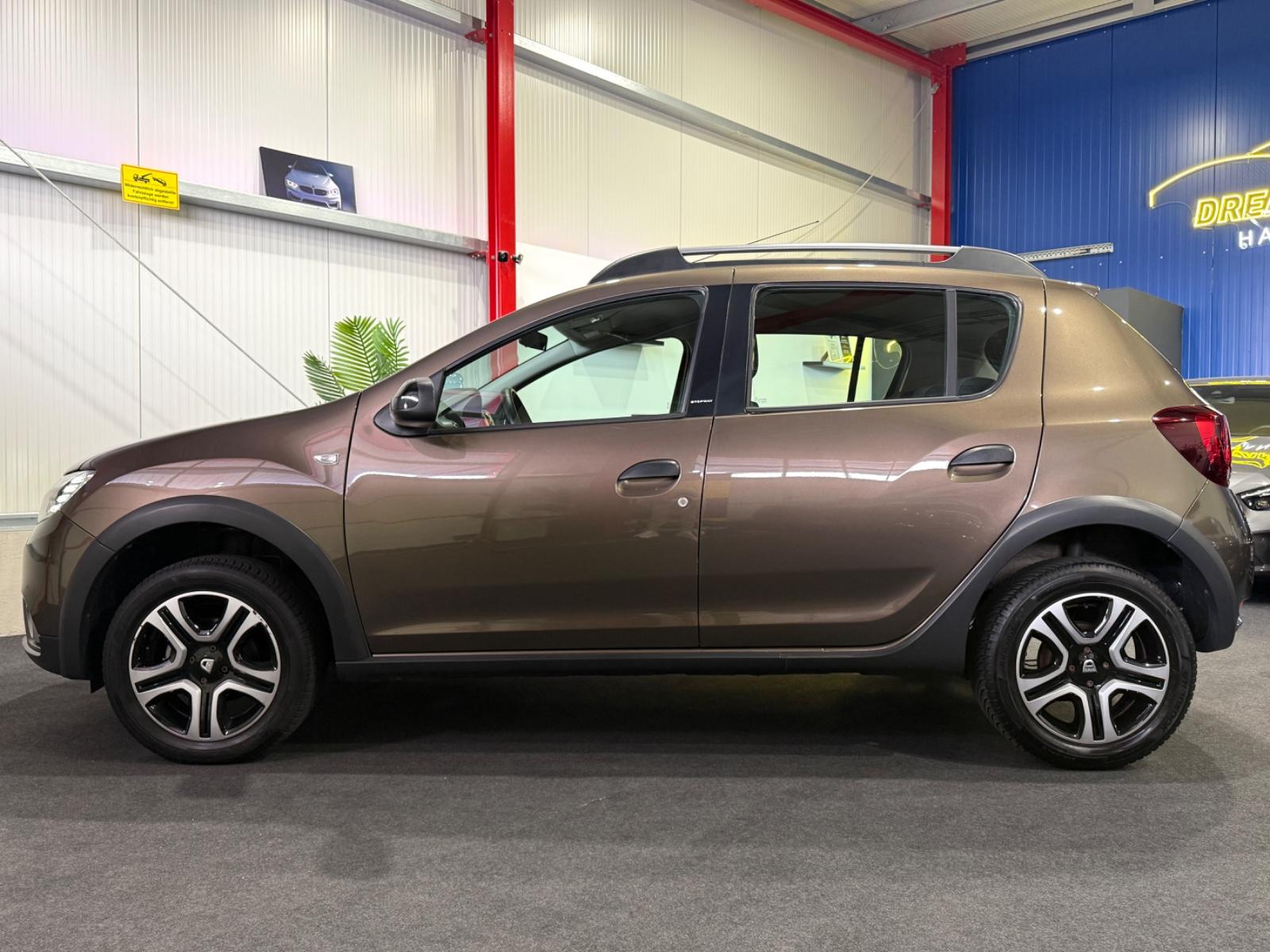 Dacia Sandero II Stepway Celebration*1 HAND*KLIMAAUTO*