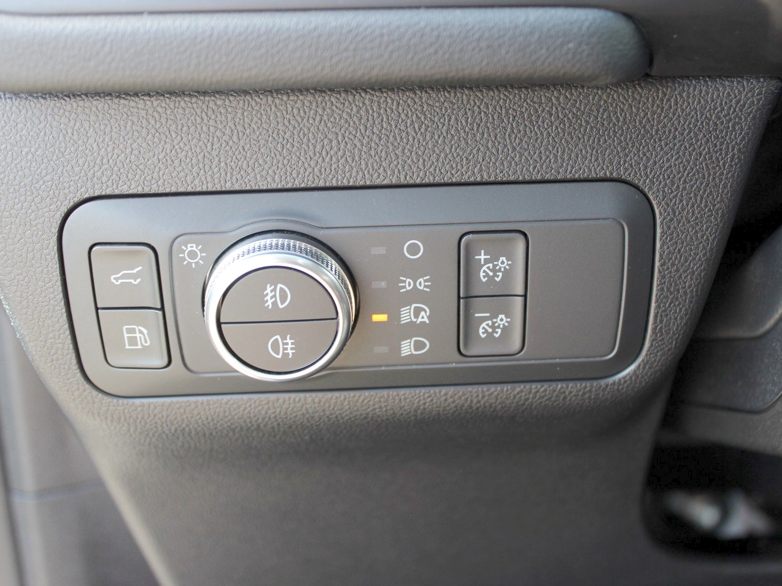 Fahrzeugabbildung Ford Kuga Plug-In Hybrid Vignale 2,5 Duratec