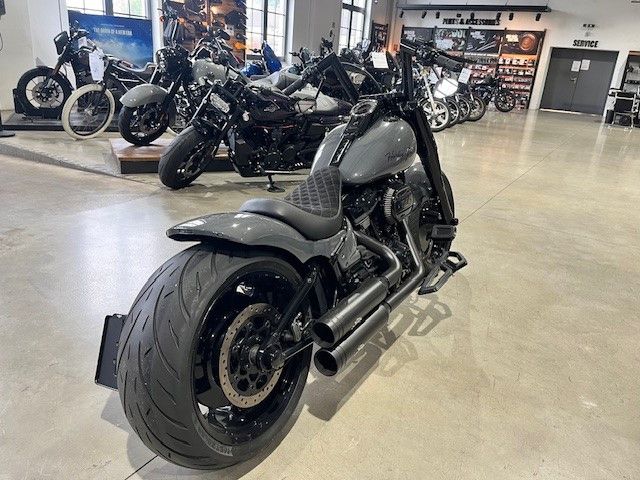 Fahrzeugabbildung Harley-Davidson FLFBS Fat Boy 114 Custom Umbau