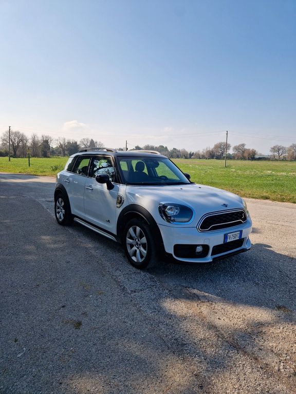 Image of MINI Countryman S (Cooper)