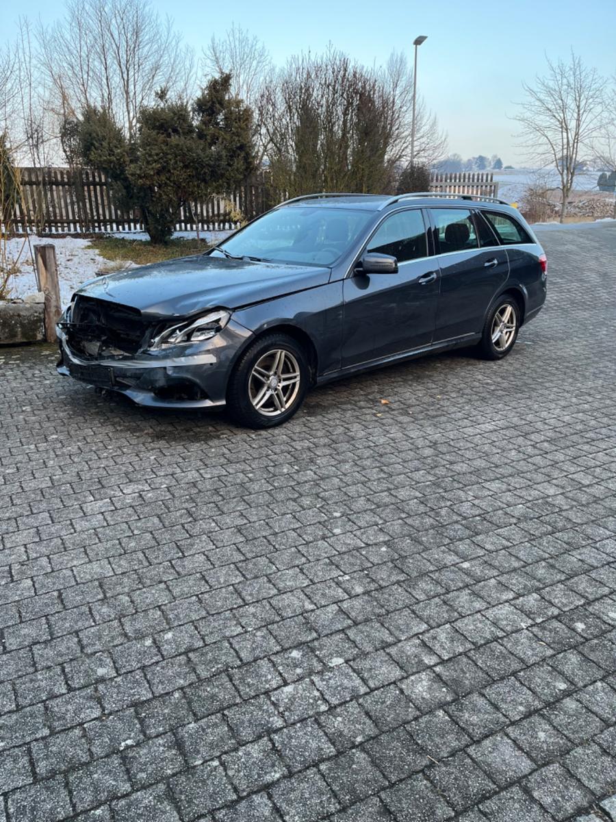 Mercedes-Benz E 250 E T-Modell E 250 CDI BlueEfficiency
