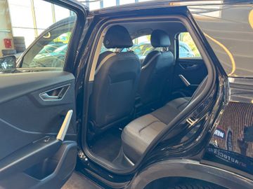 Audi Q2 *1.HAND*19%MWST*TEMPO*NAVI*PDC*KAM*LED*