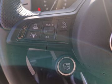 Alfa Romeo Giulia Veloce Q4 2.0 Turbo 16V Kam.+KeyLess+SHZ