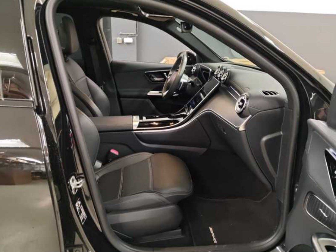 Fahrzeugabbildung Mercedes-Benz GLC200 4M AMG Advan+ DISTR Massage AHK Pano Memo