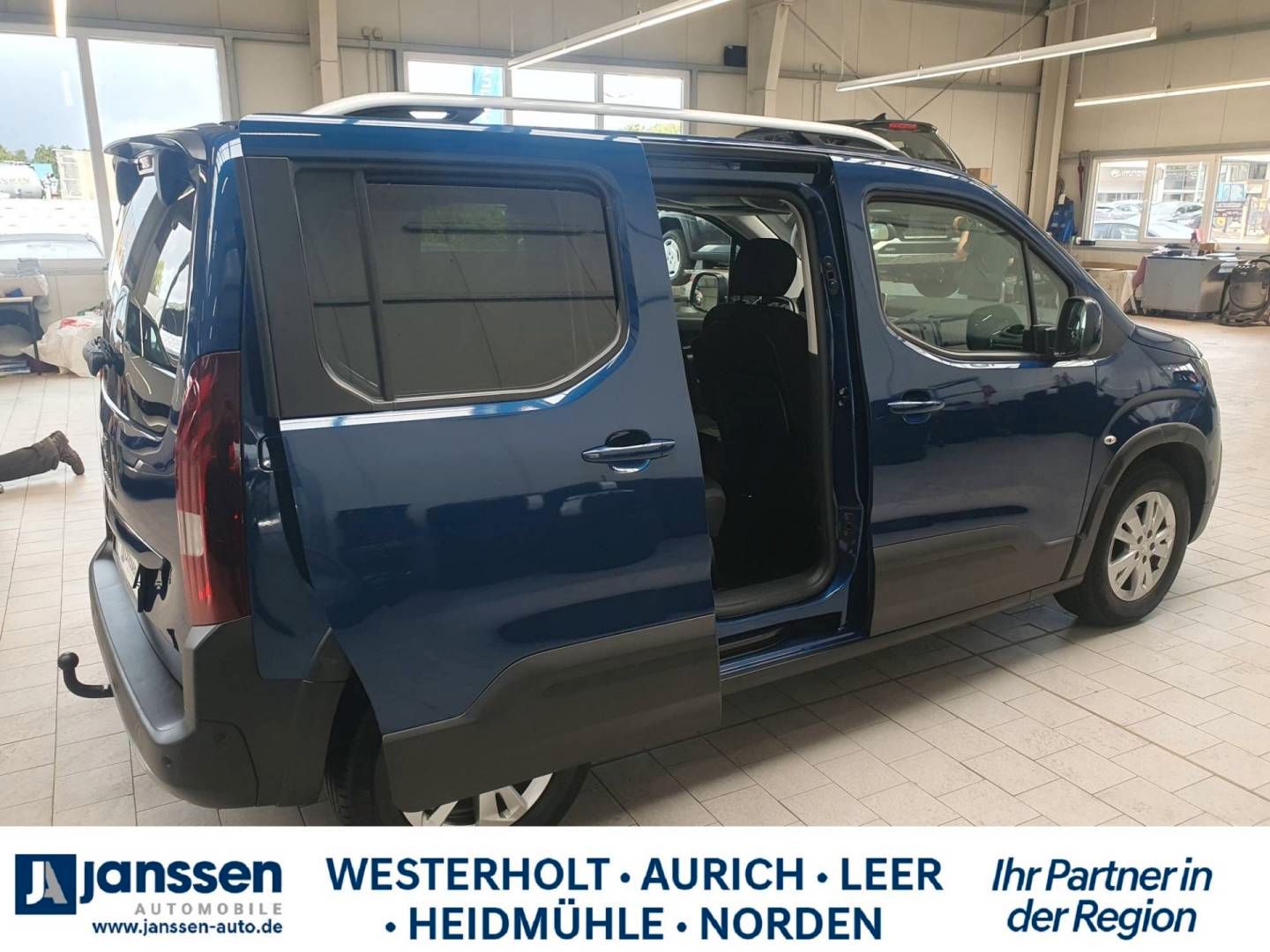 Fahrzeugabbildung Peugeot RIFTER PureTech 130L1 EAT8 Allure