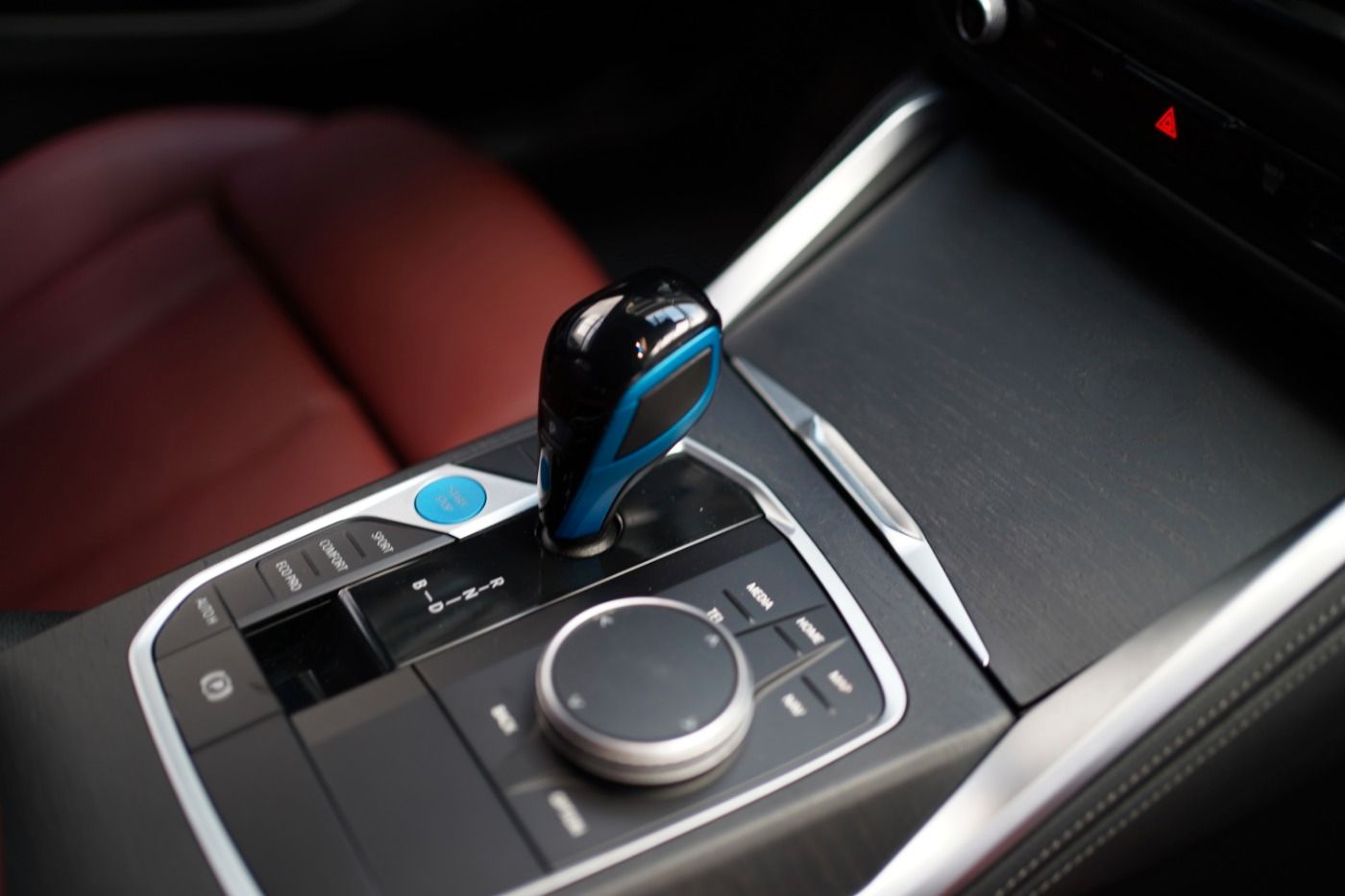 Fahrzeugabbildung BMW i4 eDrive40 GC M-Sport +ParkingAssistent+Komfort