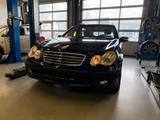 Mercedes-Benz Mercedes Benz C220 T Model - Mercedes-Benz C 220 aus 2005
