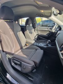 Fahrzeugabbildung Audi A3 Limousine 35 TDI s tronic sport NAVI