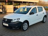 Dacia Sandero II Essentiel 1.2/Tüv Neu/Öl Neu/Euro5 - Dacia Sandero Essentiel mit Benzin-Antrieb