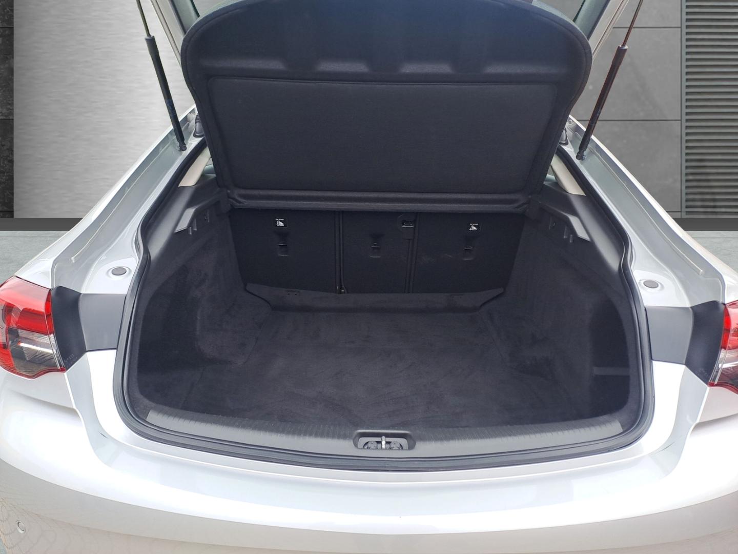 Opel Insignia GS Elegance 2.0 D AHK-schwenkbar Navi L