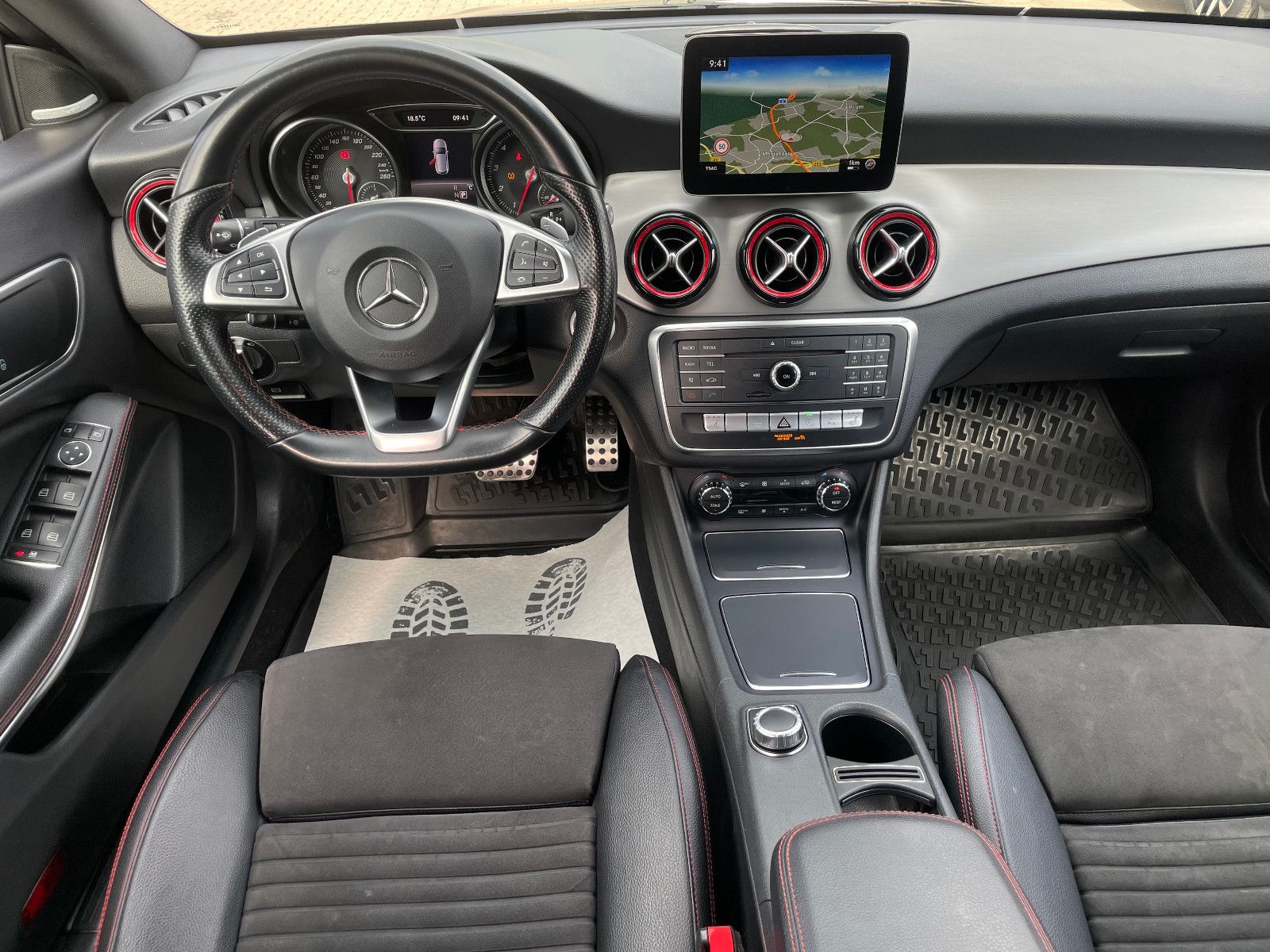 MERCEDES-BENZ CLA 250 Shooting Brake, 2018, Benzin, 218 PS