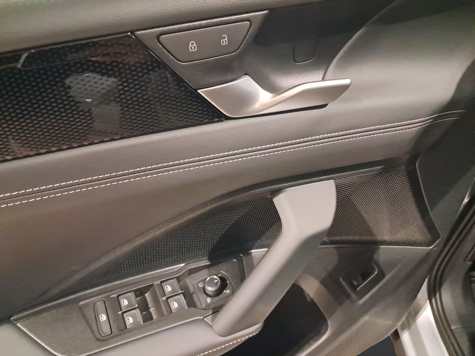 Volkswagen Tiguan - Bild 13