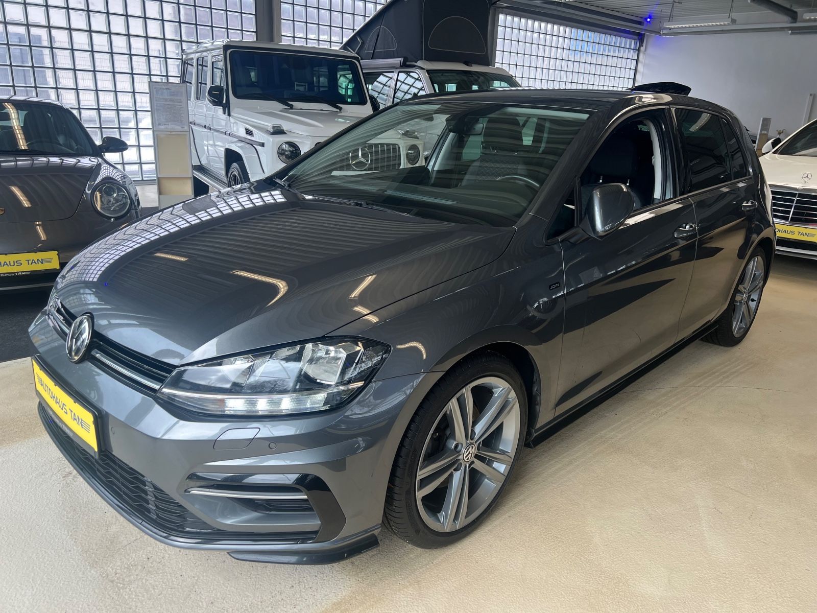 Fahrzeugabbildung Volkswagen Golf VII Lim. 1.5 TSI DSG Join R line *ACC*