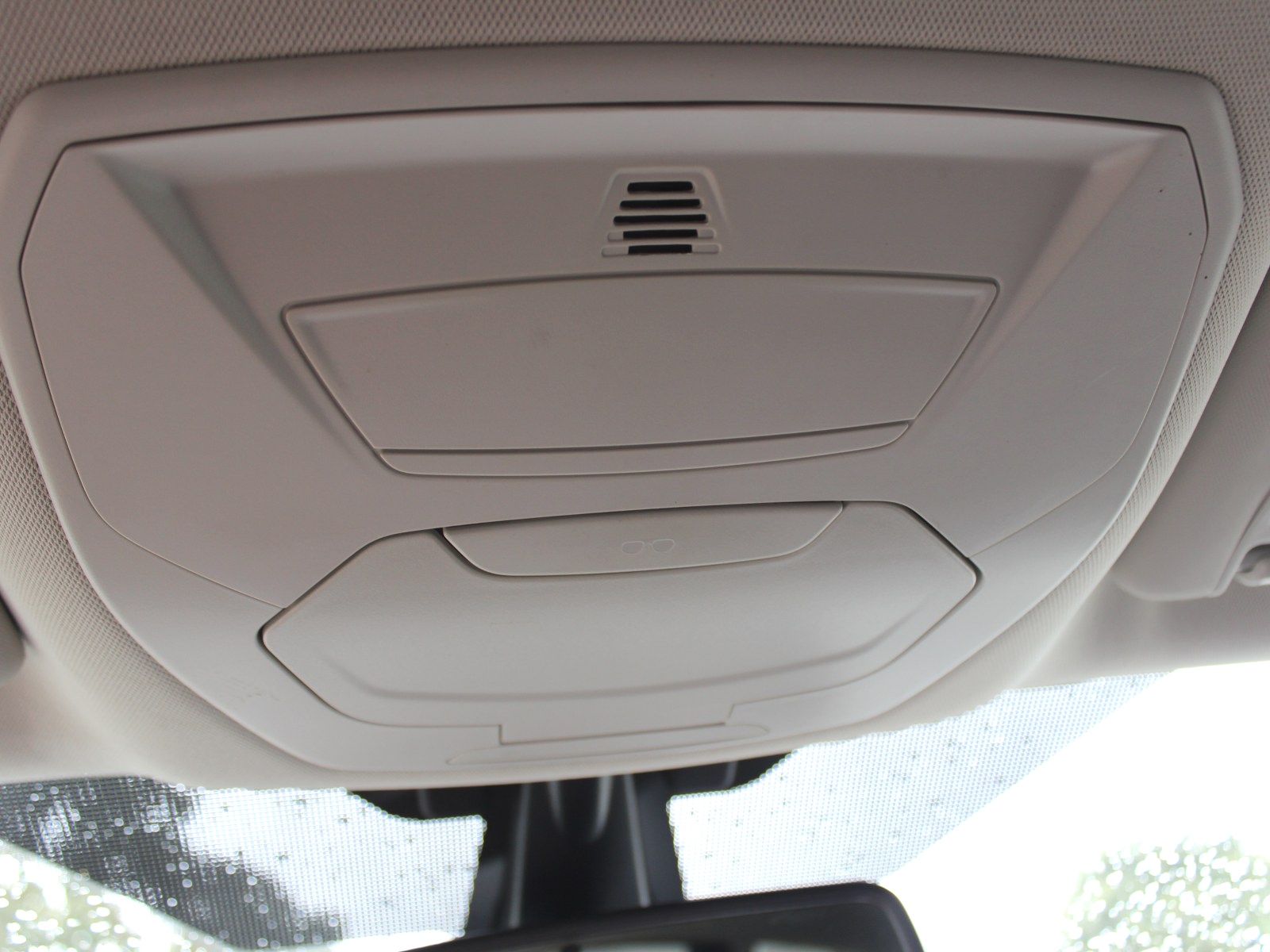 Fahrzeugabbildung Ford Kuga Cool & Connect 1,5 EcoBoost 4x2