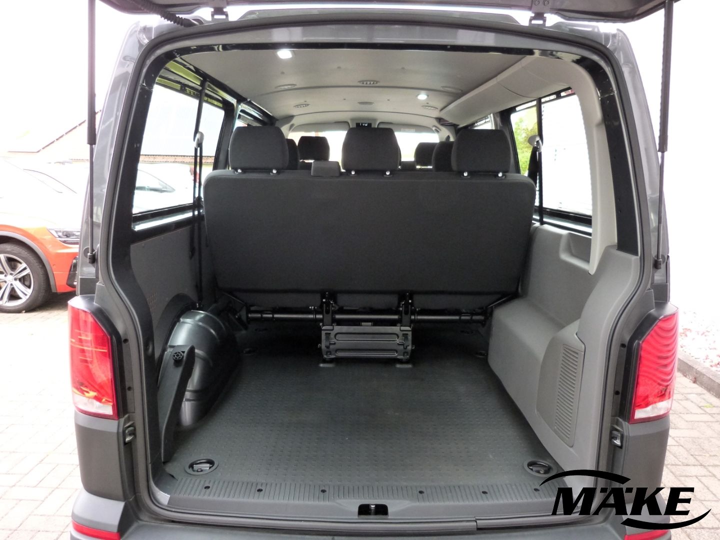 T6.1 Kombi 2,0 TDI, LR, AHK, Navi, DAB, Tempomat