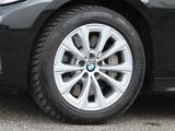 BMW 330 2.0 XDrive Advantage Panorama Leder Navi - BMW: Kombi, 3.0