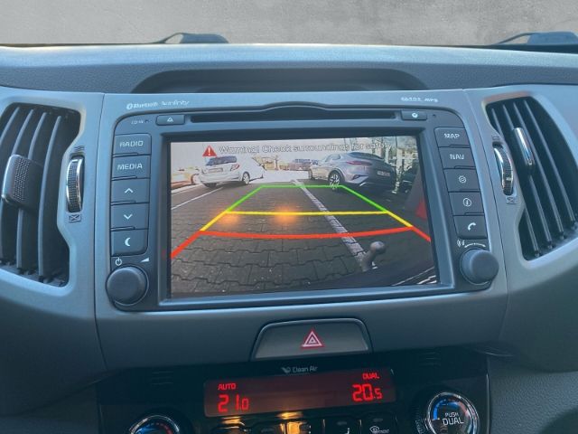 Fahrzeugabbildung Kia Sportage Dream Team 2WD 1.6 GDI *abnehmbareAnhän