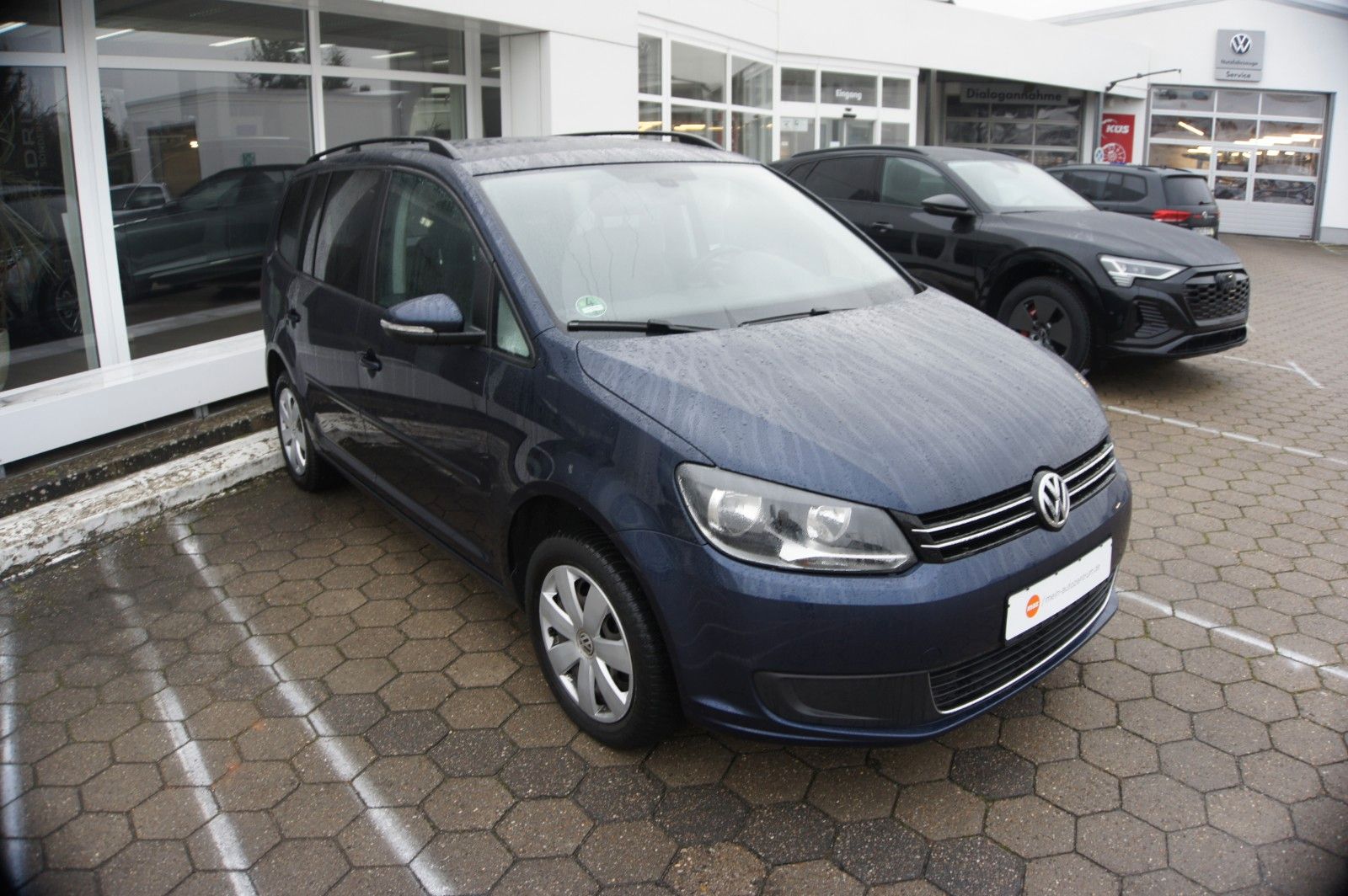 Fahrzeugabbildung Volkswagen Touran Comfortline Standheizung, GRA, Lederlenk,