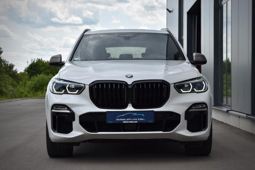 BMW X5 M50