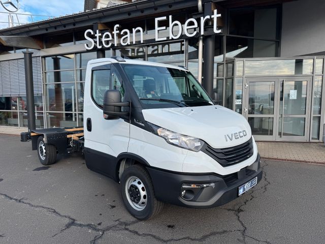 Iveco Daily 35S14 HA8 Fahrgestell *R3.450mm*AHK*Luft*