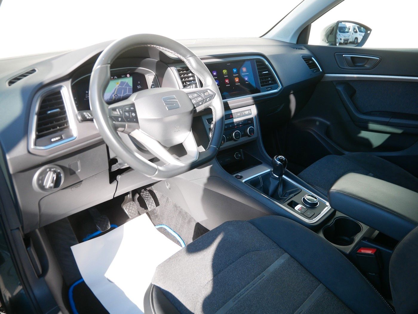 Fahrzeugabbildung SEAT Ateca 2.0 TDI Xperience AHK ACC SHZ 360°Kamera