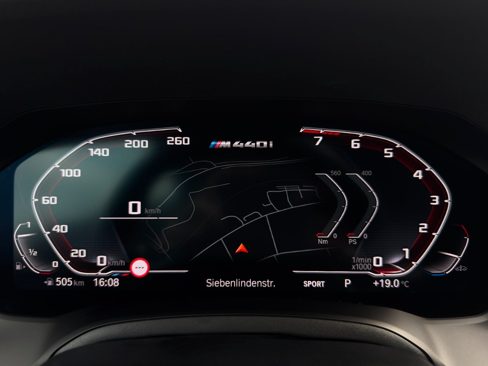 Fahrzeugabbildung BMW M440i xDrive Coupe Edelholz Laser Memory HuD H&K