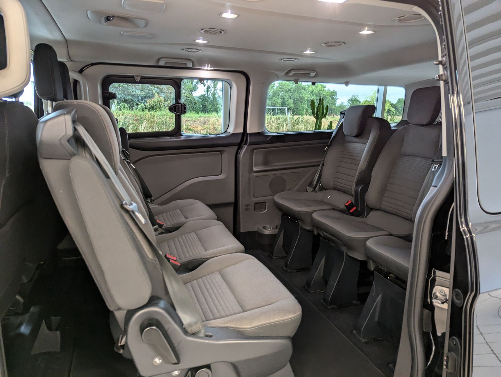 FORD Tourneo Custom 320 L2 Titan. 9-Sitze ACC Cam AHK - Image 12