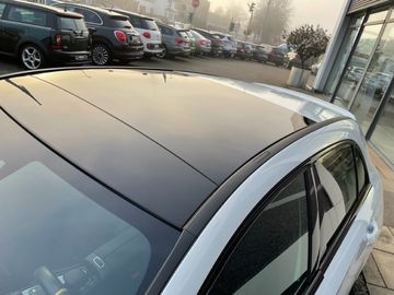 Fahrzeugabbildung Mercedes-Benz A 45S AMG, Multibeam, Glasdach, Alcantara uvm.