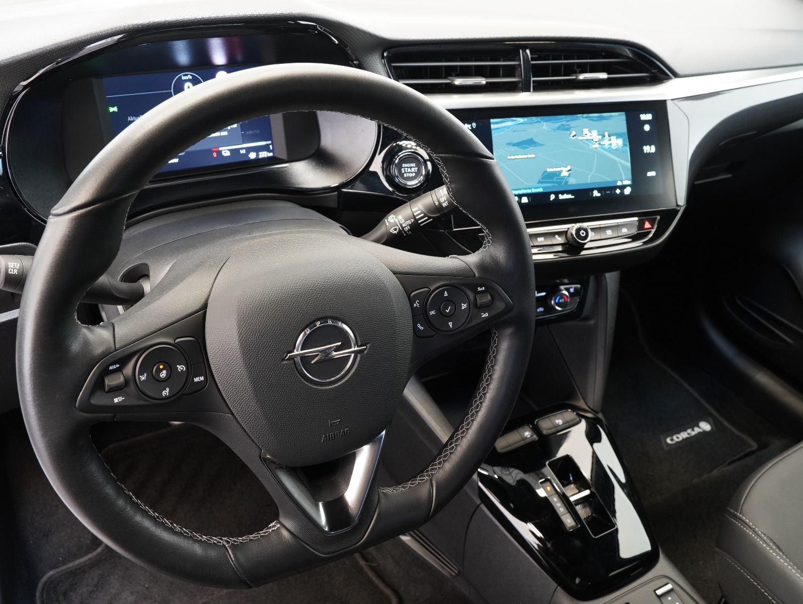Fahrzeugabbildung Opel Corsa F e Ultimate CARPLAY/INTELLILUX/SOH