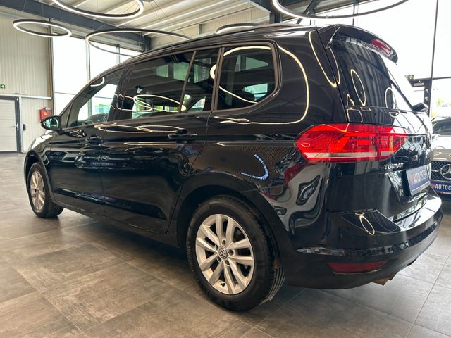 MYAUTOCENTER – Gebraucht- und Jahreswagen mit Werkstattservice in Pfaffenhofen Volkswagen Touran Comfortline BMTStart-Stopp *Pano*AHK*