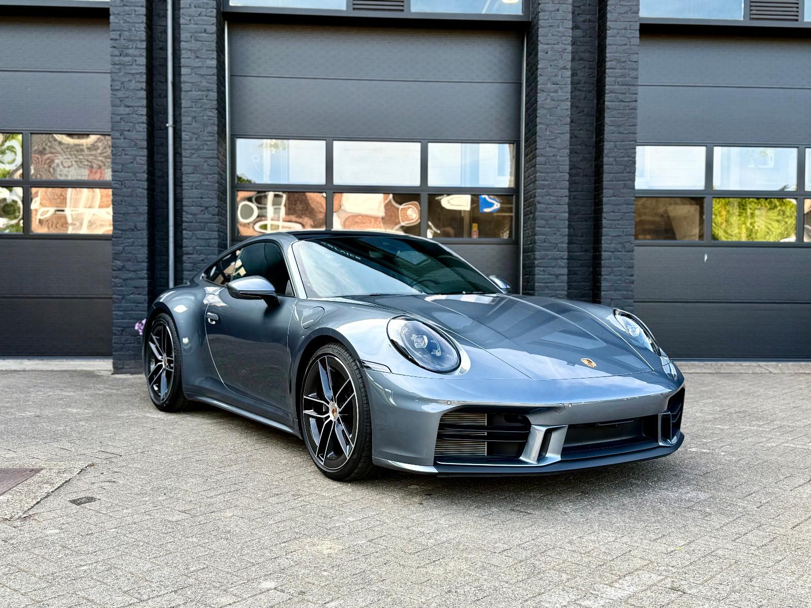 Porsche 911 Carrera T *Manual *NEW * Lift * Carbon* Full