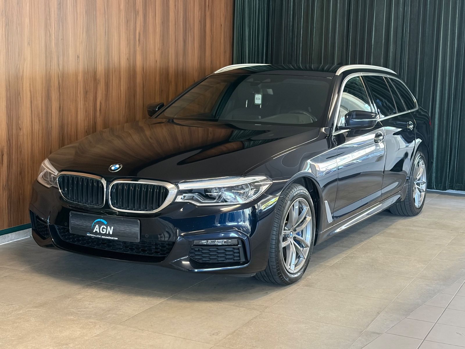 BMW 540i Touring xDrive M-Paket°LED°H&amp;K°Kam°AHK°