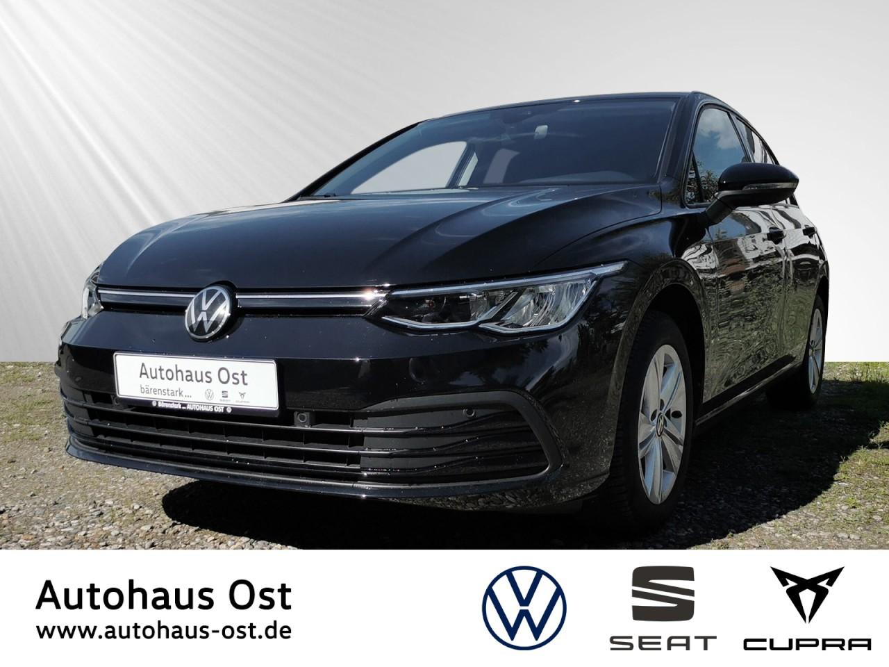 Volkswagen Golf VIII Life 1,0 eTSI Mildhybrid DSG Klima