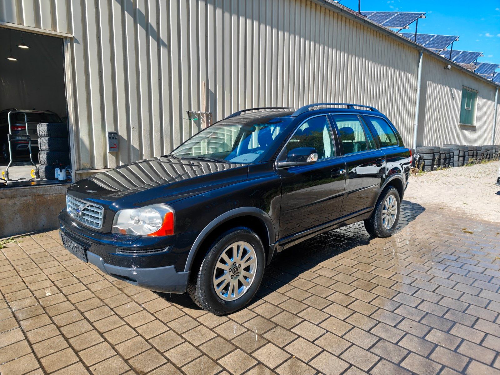 Volvo XC90 - 1