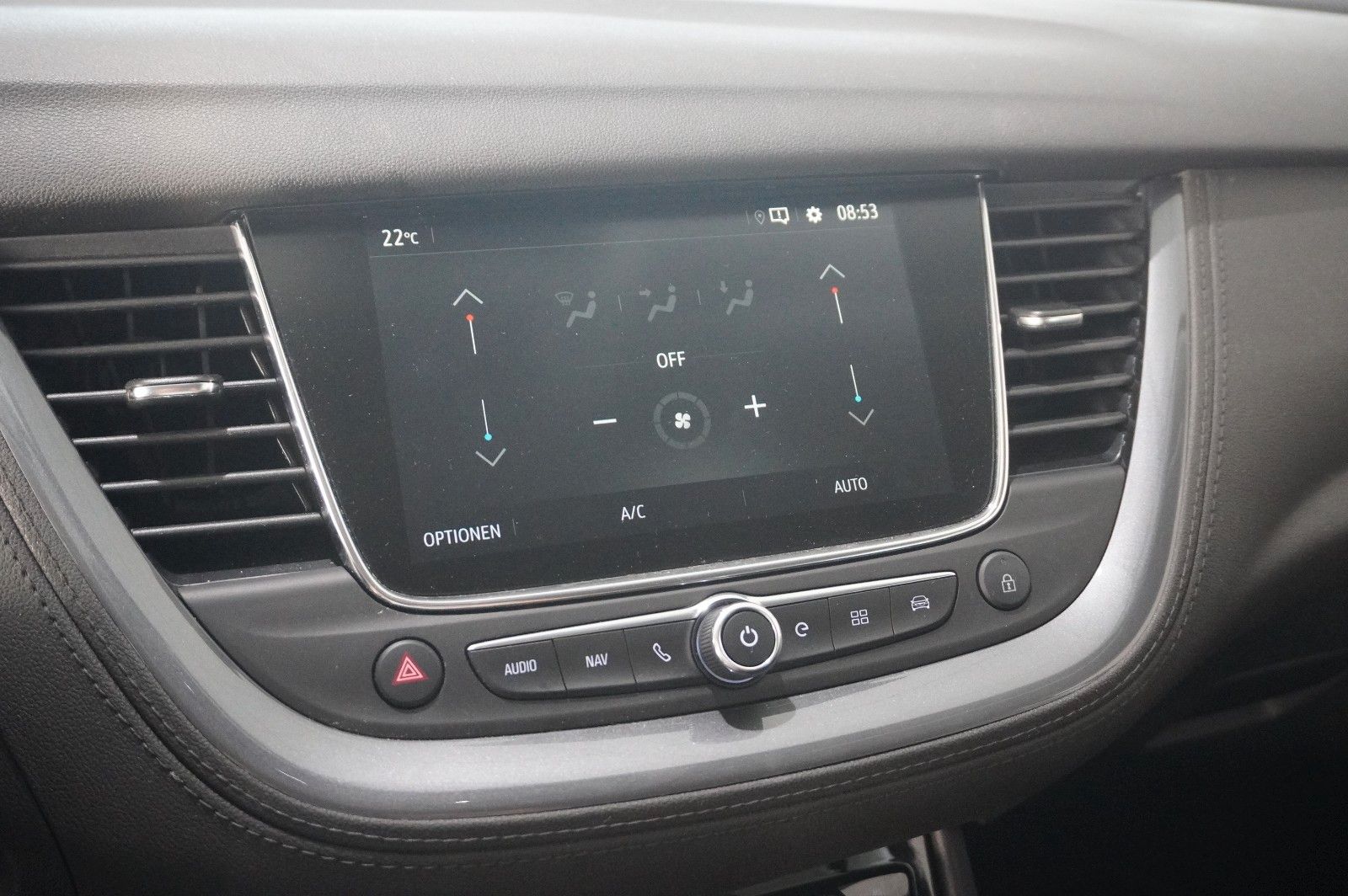 Fahrzeugabbildung Opel Grandland (X) ULTIMATE 4HYBRID NAVI/LED/360°/SHZ