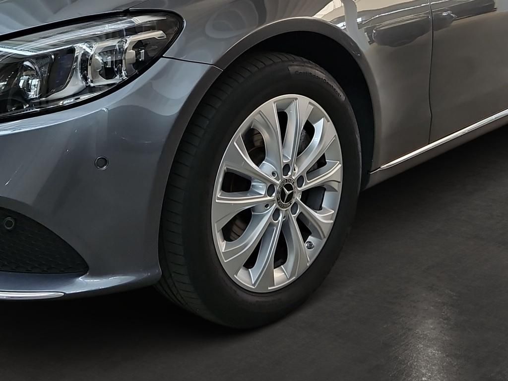 Fahrzeugabbildung Mercedes-Benz C 300 T Luxury ACC HUD LED SHZ Ambie. Navi RDK