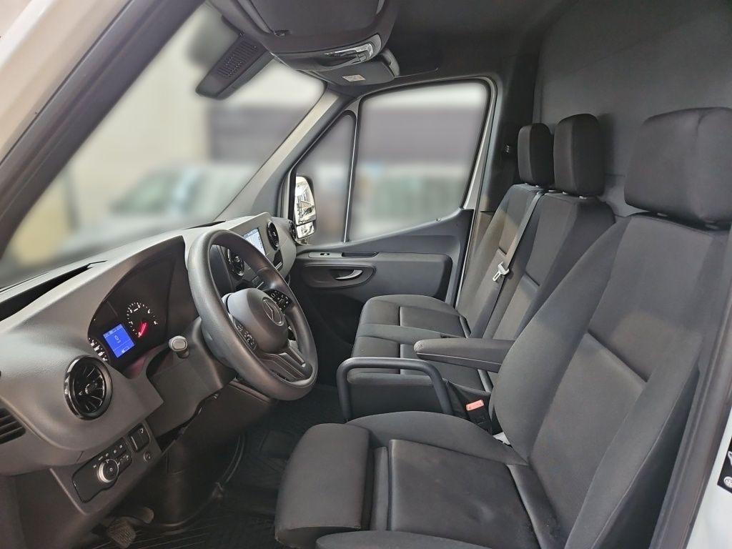 Fahrzeugabbildung Mercedes-Benz Sprinter 317 Koffer LBW 4.325 Navi RFK SHZ Klima