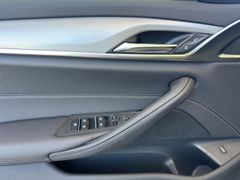 BMW 520 d xDrive Shadow-Line|CAM|Navi|VirtualCockpit