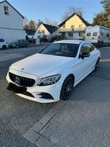Mercedes-Benz C 200 AMG Line | Scheckheft | Garantie bis 07/20 - Mercedes-Benz C 200 Gebrauchtwagen in Köln