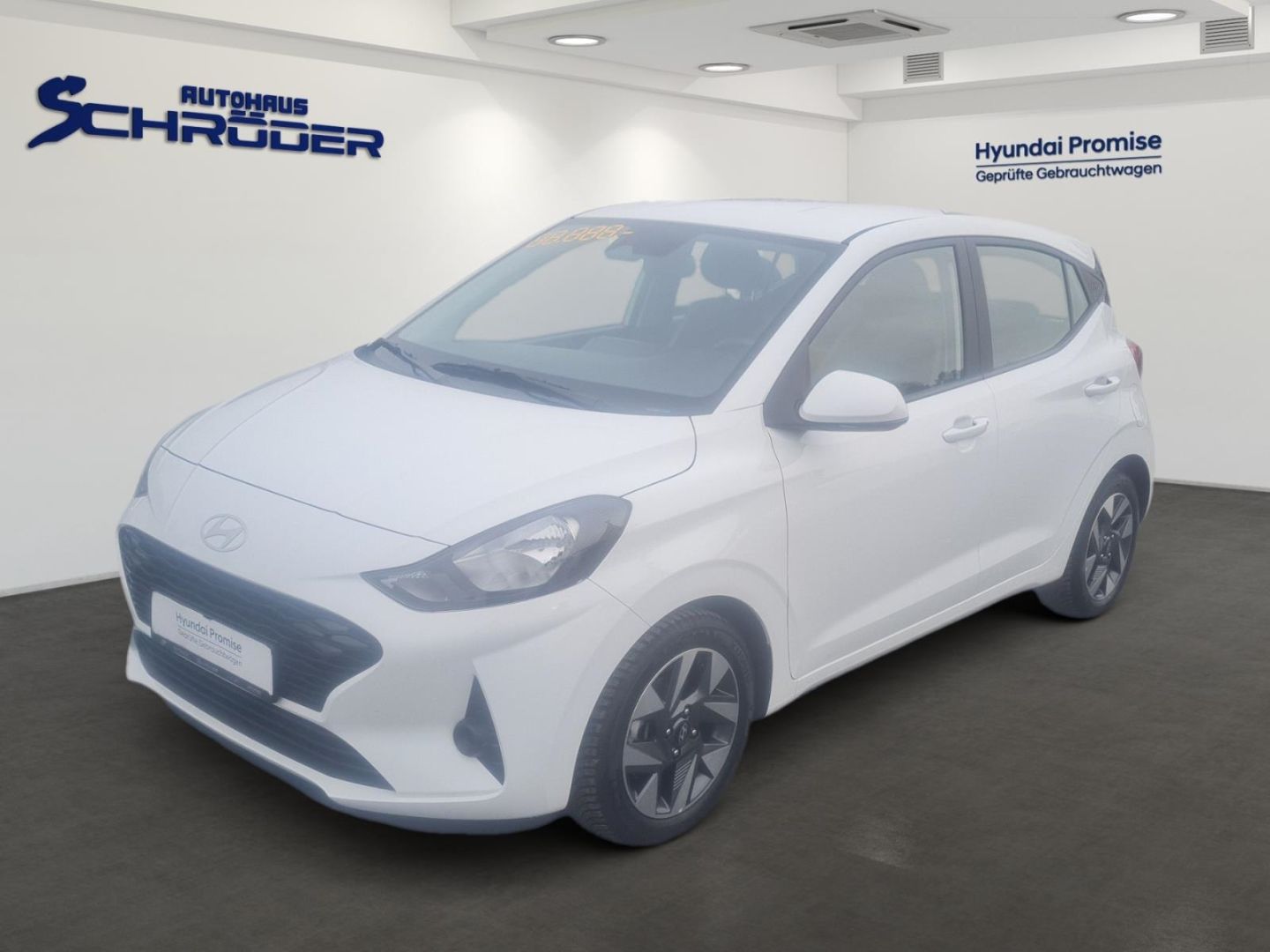 Fahrzeugabbildung Hyundai i10 FL 1.0 Benzin MT Allwetterreifen PDC Klima