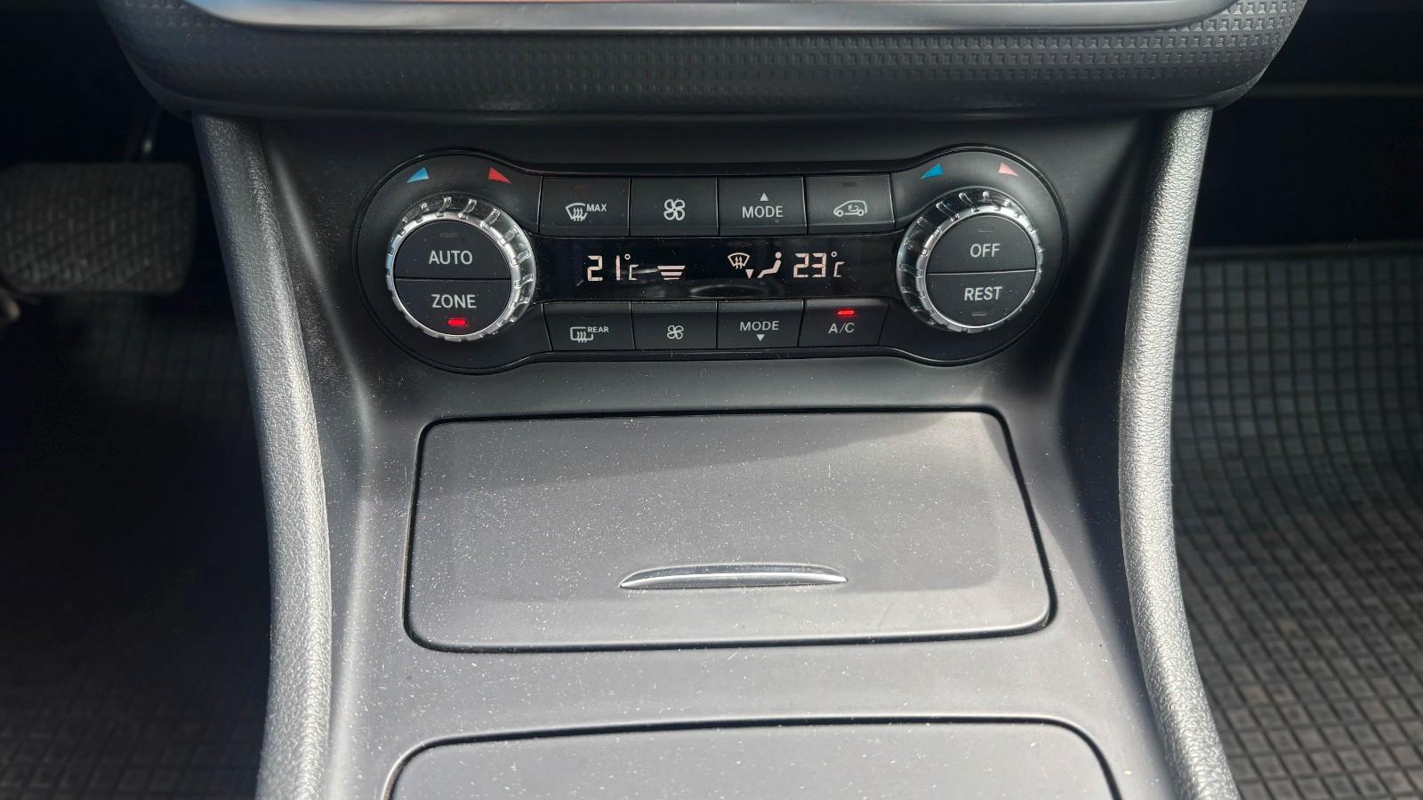 Mercedes-Benz A 250 BE Automatik*PDC*Xenon