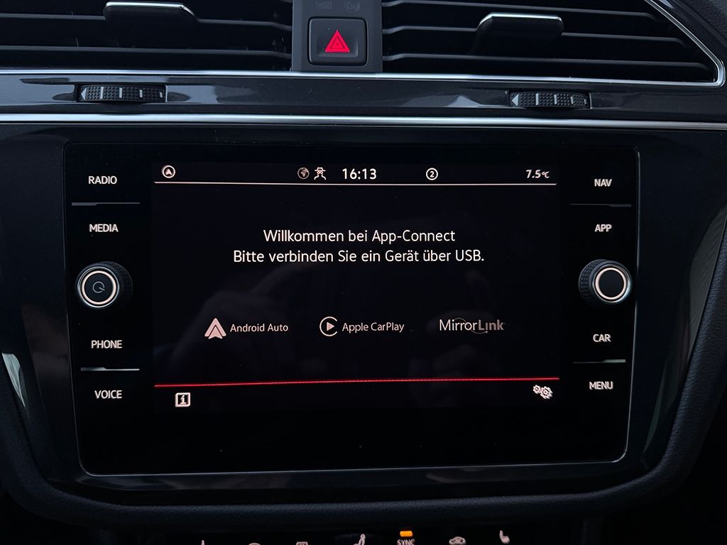 Tiguan 1.5 TSI "URBAN SPORT" *NAVI*LED*