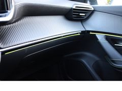 Fahrzeugabbildung Peugeot 2008 GT*Panorama!*Kamera!*Alcantara!*Massage!*F1