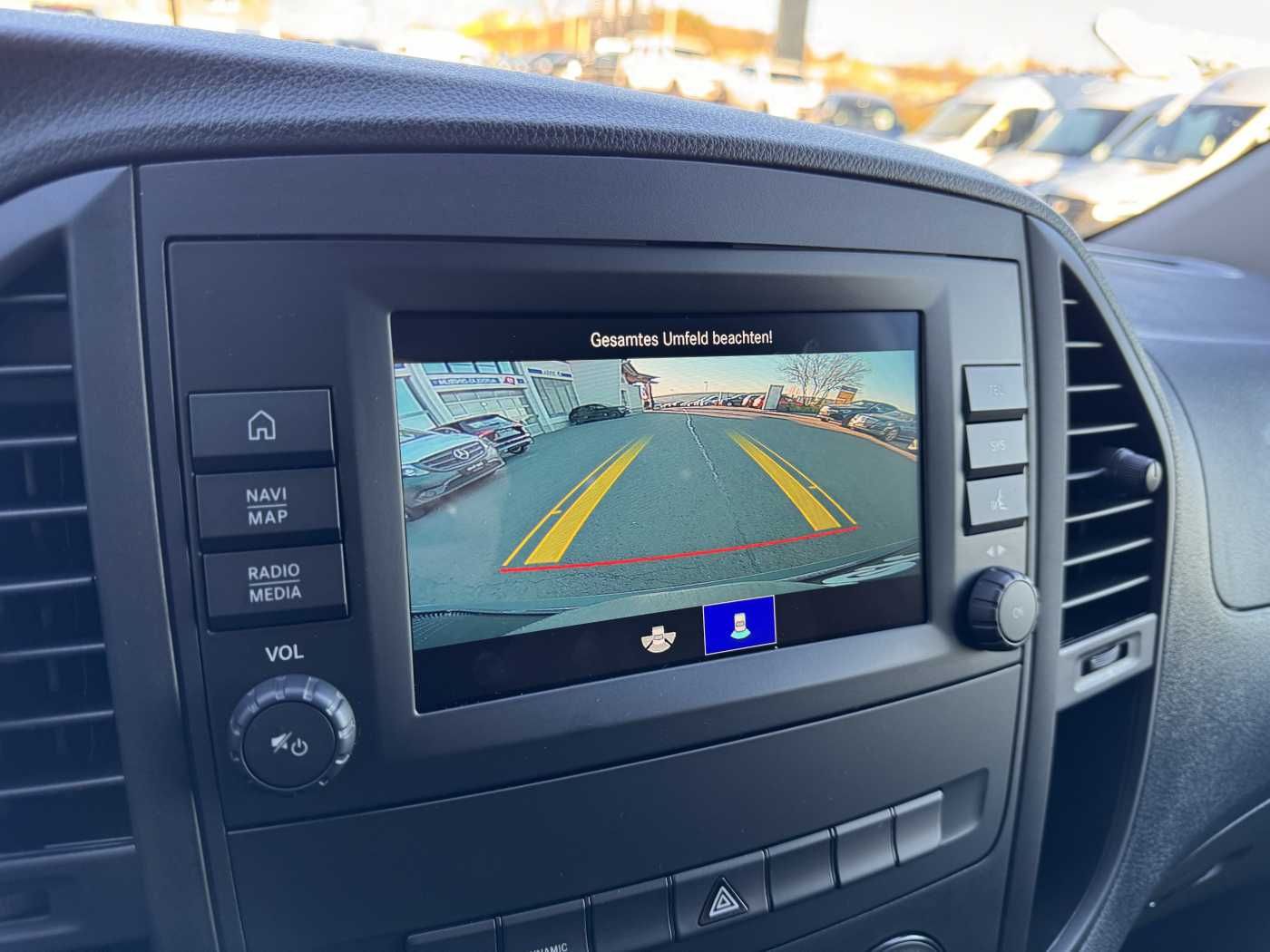 Fahrzeugabbildung Mercedes-Benz eVito 112 Audio 30 Sitzheizung Kamera Tempomat