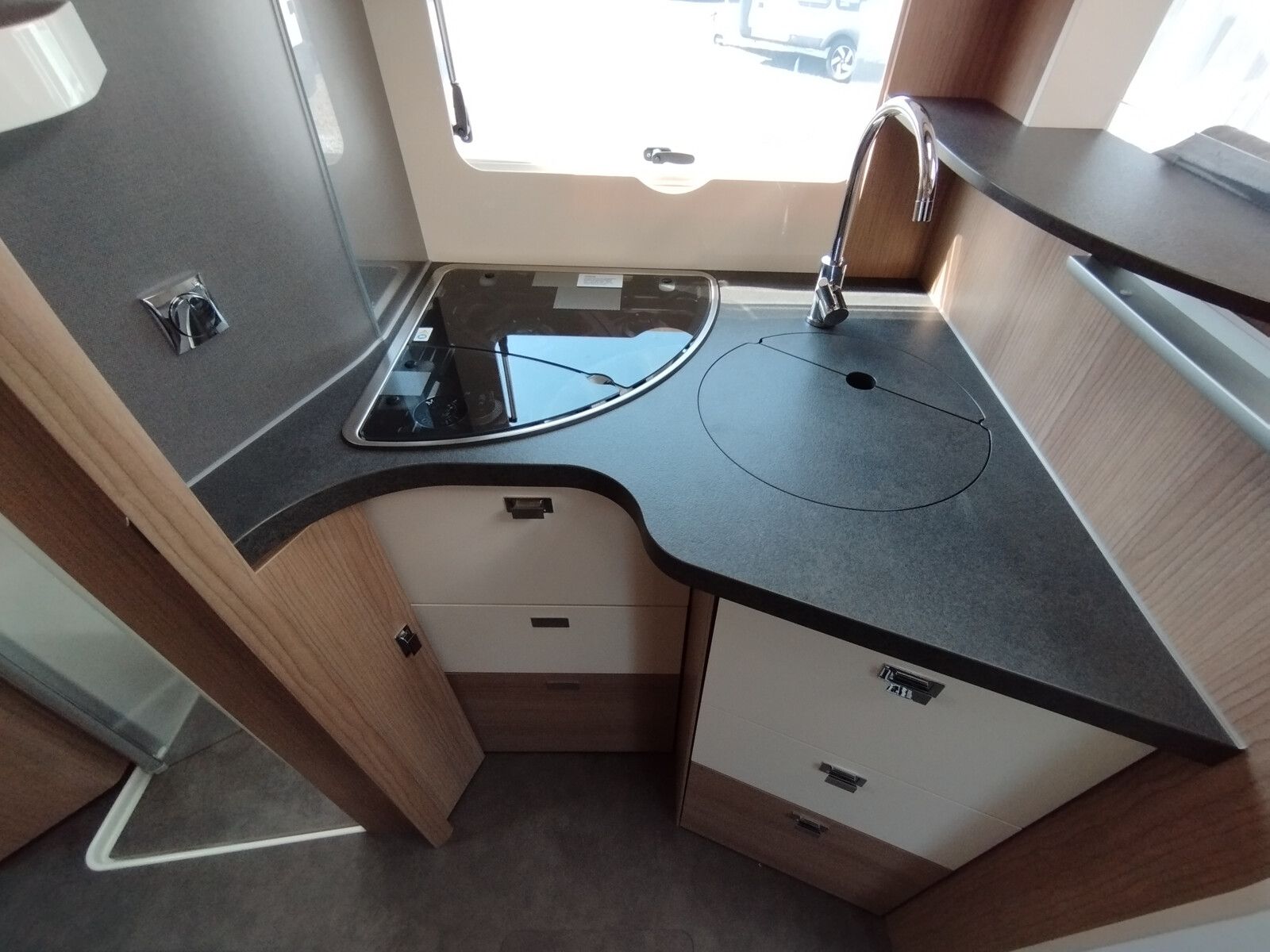 Fahrzeugabbildung Malibu T 450 RB LE comfort Dachklimaanlage geschenkt