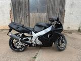 Yamaha YZF 750 R - YAMAHA YZF 750 R