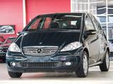 Mercedes-Benz A150 AUT. 5.TÜRiG ELEGANCE *XENON*NAVi* 65.tkm - gebrauchte Mercedes-Benz A 150 aus dem Jahr 2006