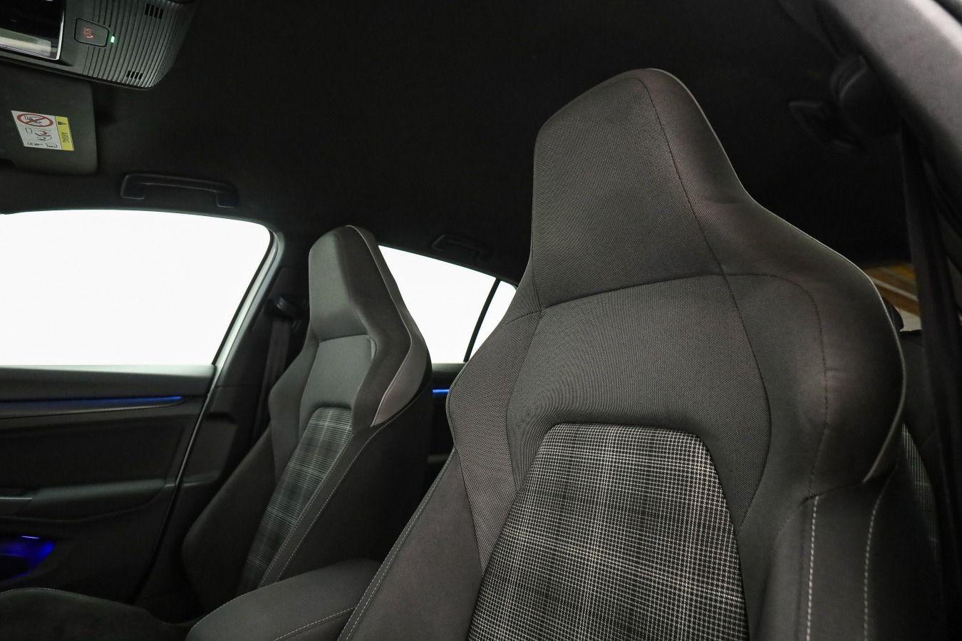 Volkswagen Golf VIII 2.0 GTD*BLACK-STYLE*IQ.LIGHT*KAMERA*NA, миниатюра 24